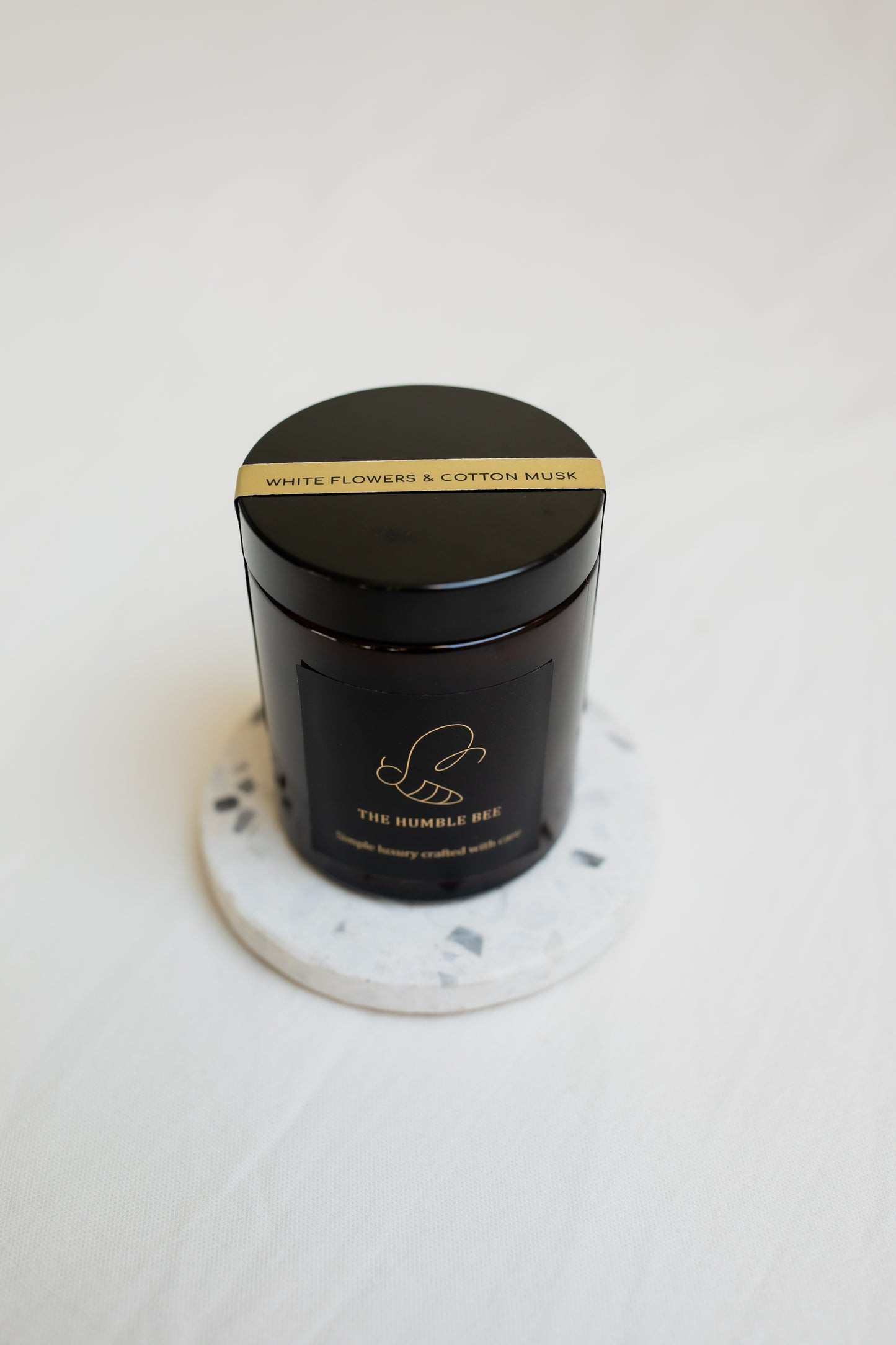 The Humble Bee Limited Edition White flowers & cotton musk