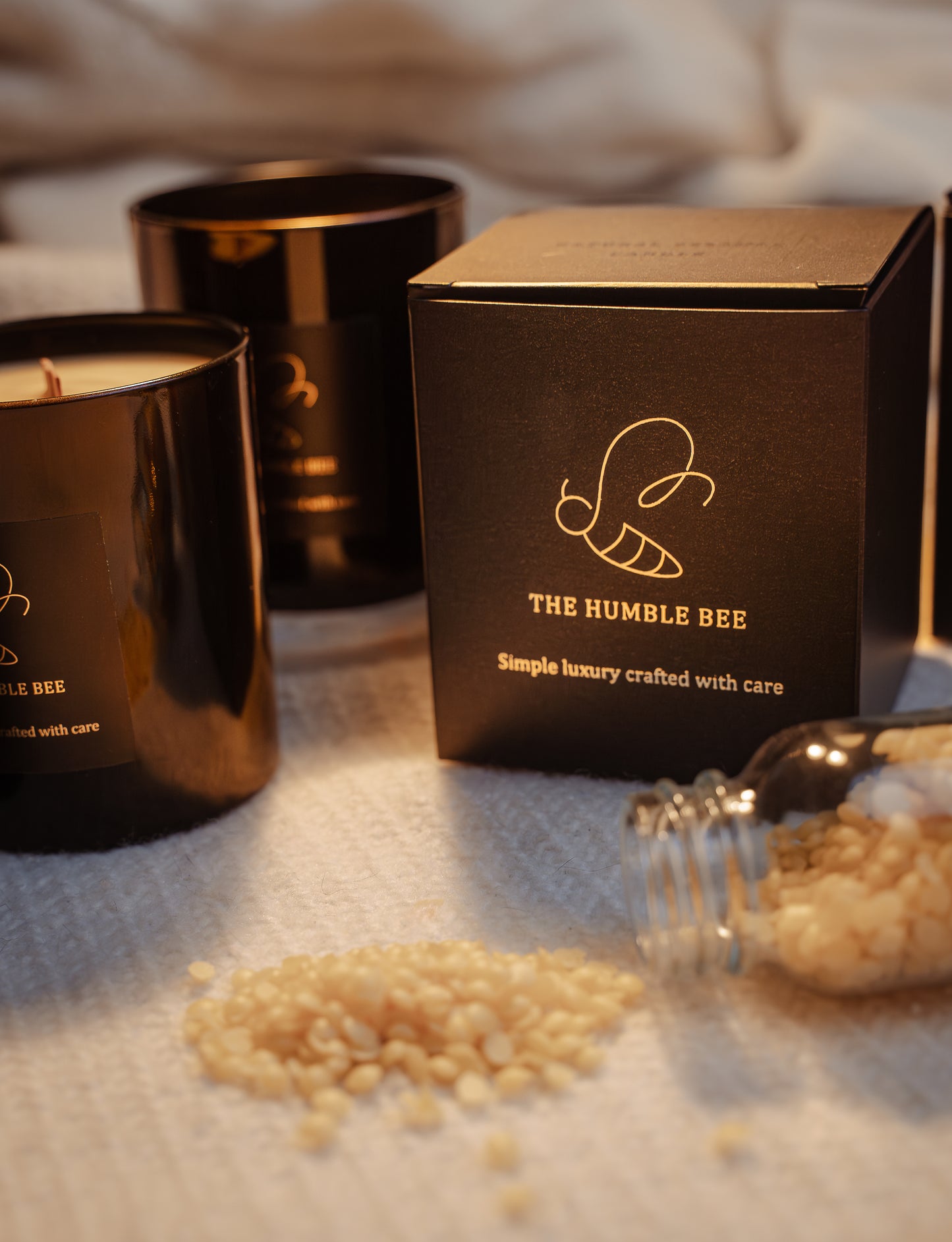 The Humble Bee Limited Edition Sandalwood & Black Pepper